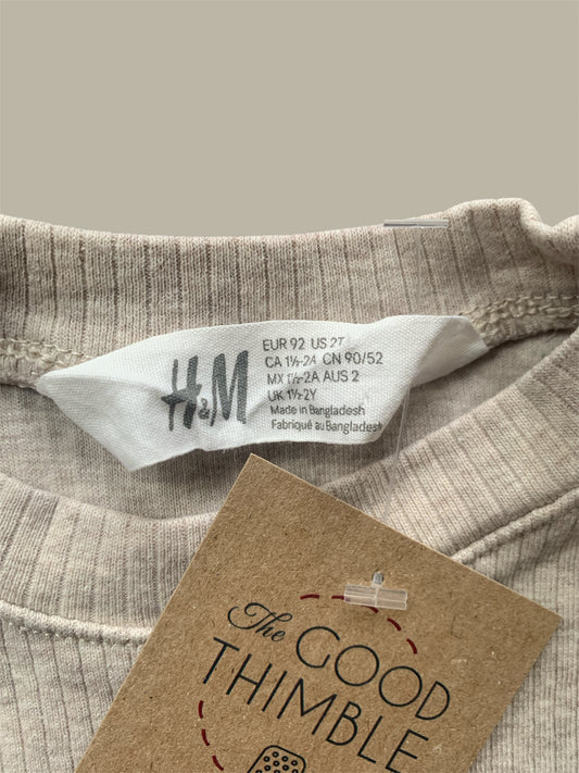 Sandy Grey ribbed H&MT-Shirt (1-2T)